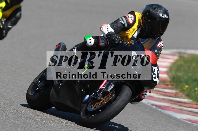 /Archiv-2022/07 16.04.2022 Speer Racing ADR/Instruktorengruppe/54